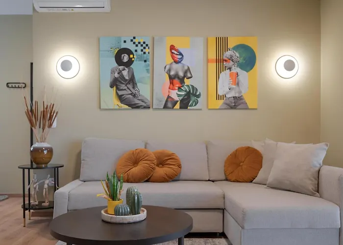 Aria Luxury Apartment