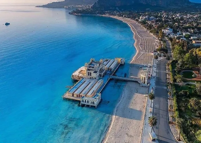 Mondello'S Pearl