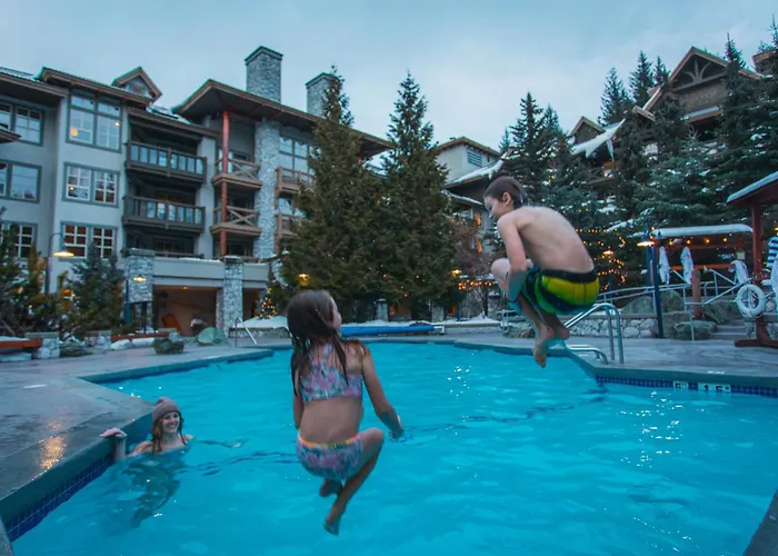 Blackcomb Springs Suites By Clique