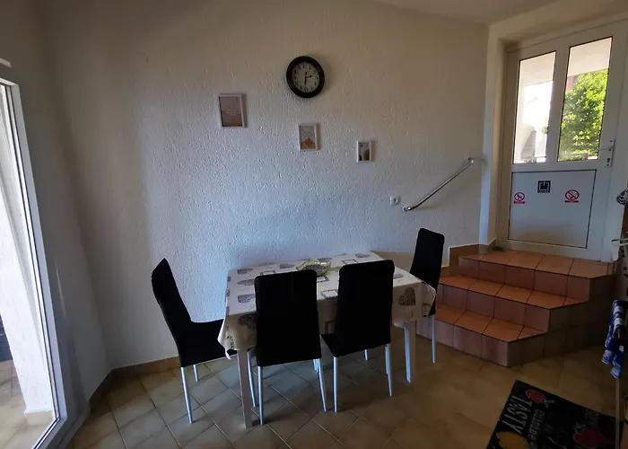 Apartment Ana
