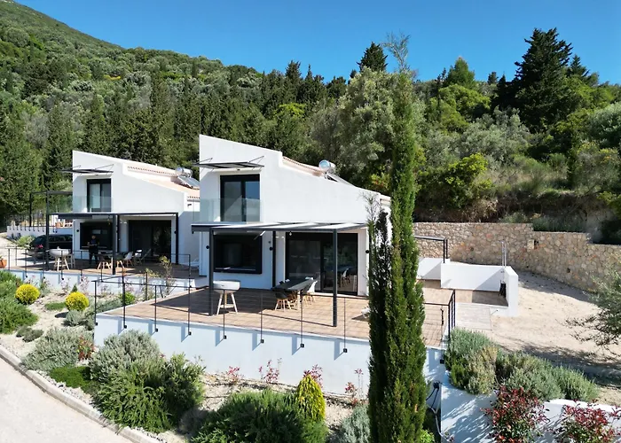 Vasiliki Houses