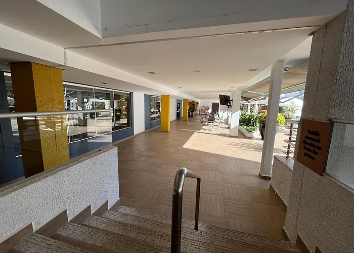 Flat 501 - Condominio Veredas Do Rio Quente - Diferenciado Com Ar Na Sala E No Quarto