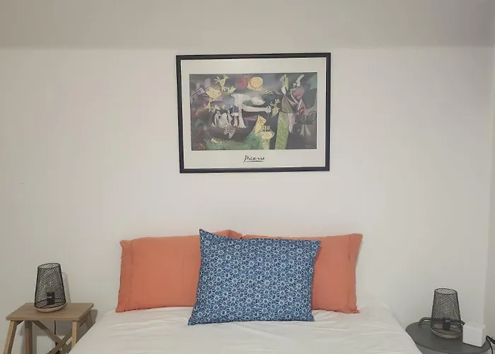 Romantic Studio
