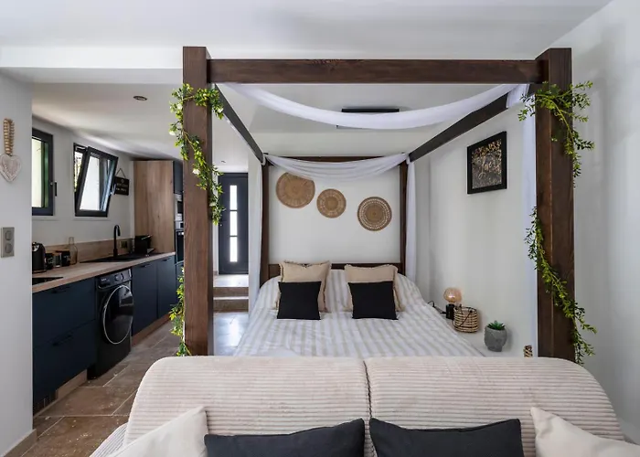 Honey Moon - Studio Romantique Jacuzzi Et Ecran Cinema