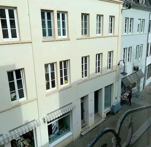 Stilvoll Wohnen Am St. Johanner Markt