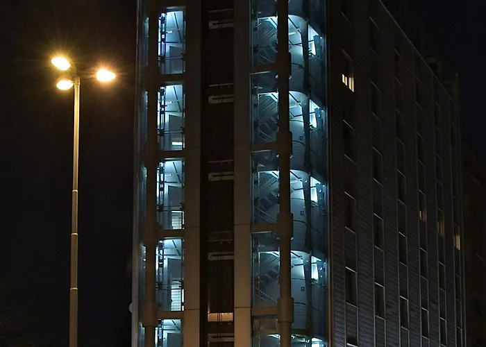 Sam Hotel
