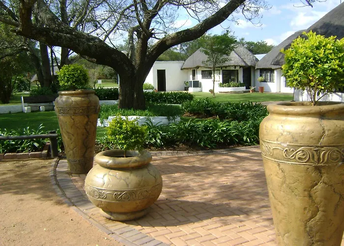 Lalapanzi Hotel & Conference Centre