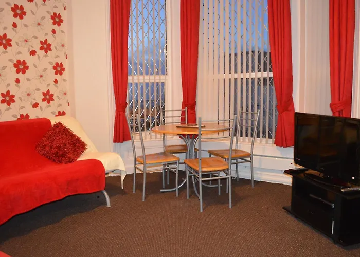 Ayrton House Holiday Apartments