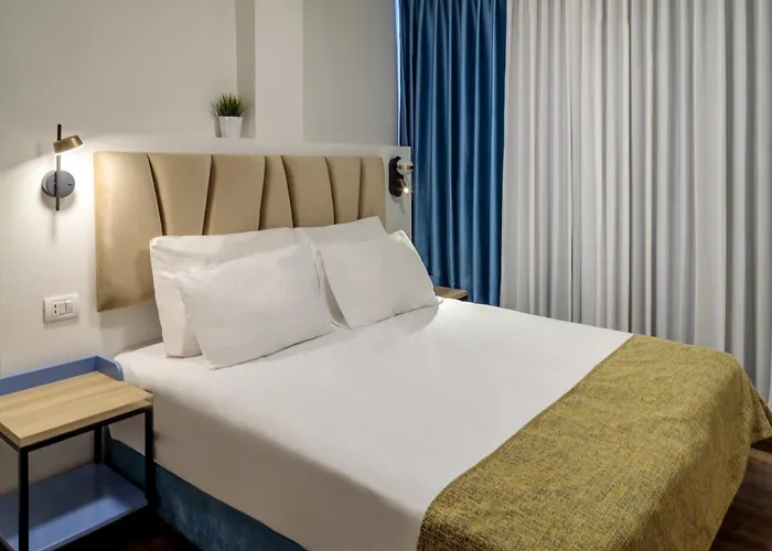 Lago Hotel