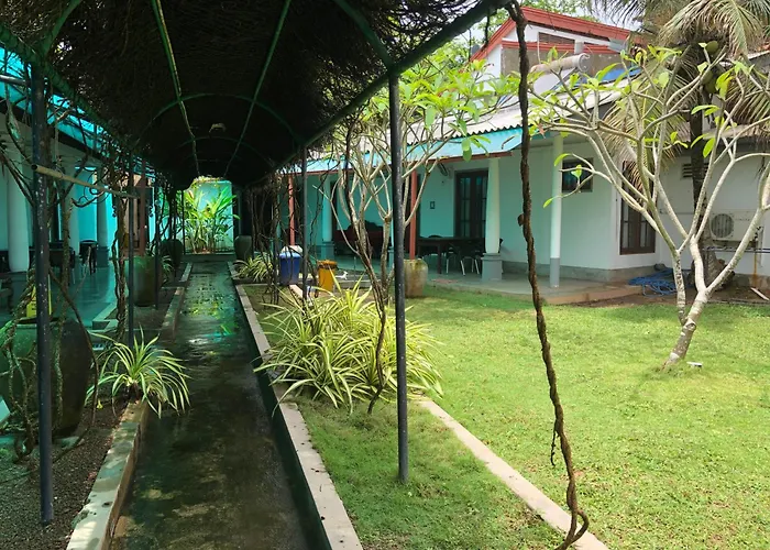 Sira'S Chalets