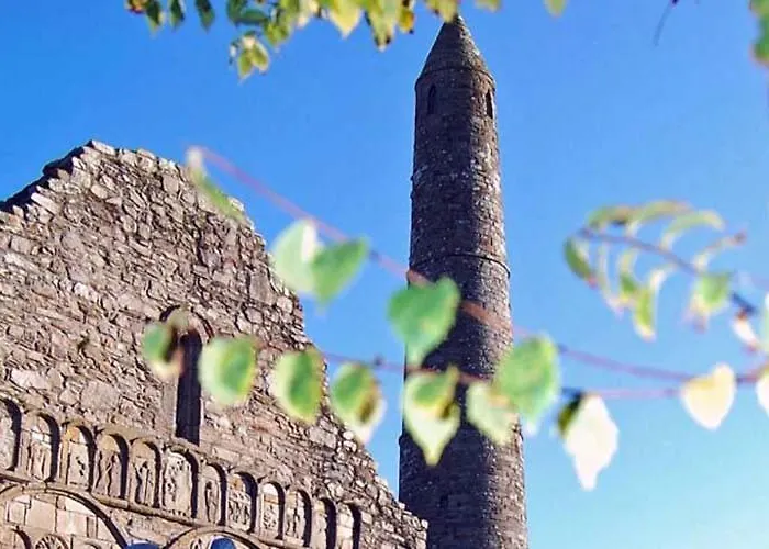 Round Tower Hotel