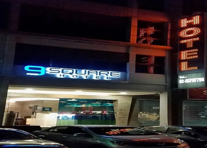 9 Square Hotel - Subang