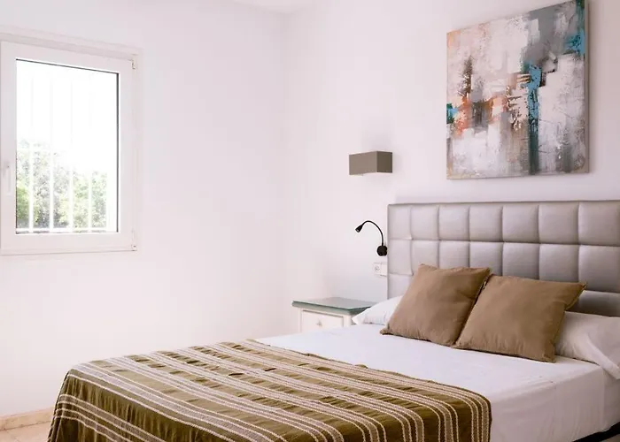 Villa Km2 Is A 5 Min Drive From Playa Den Bossa
