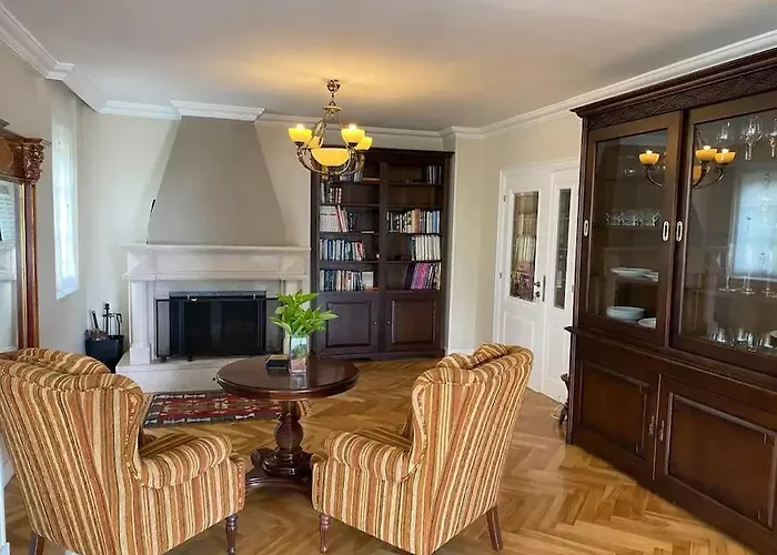 Chalet Con Piscina Privada