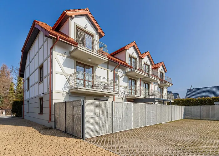 Debki Wakacyjny Apartament Blisko Plazy Liliowa By Noclegi Renters