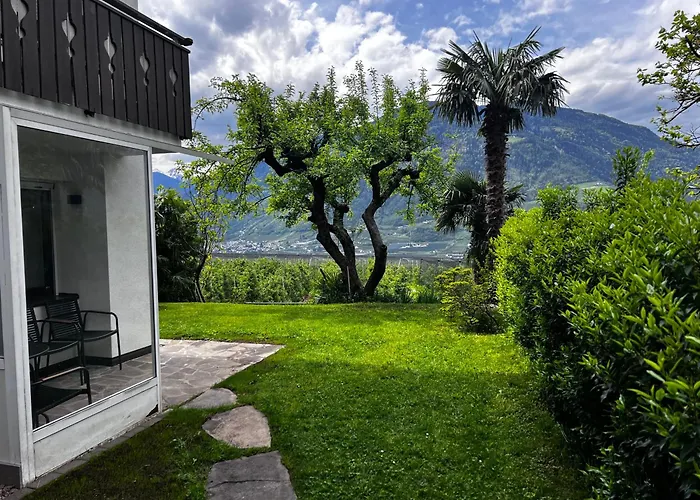 Garden Apartment Villa Corazza
