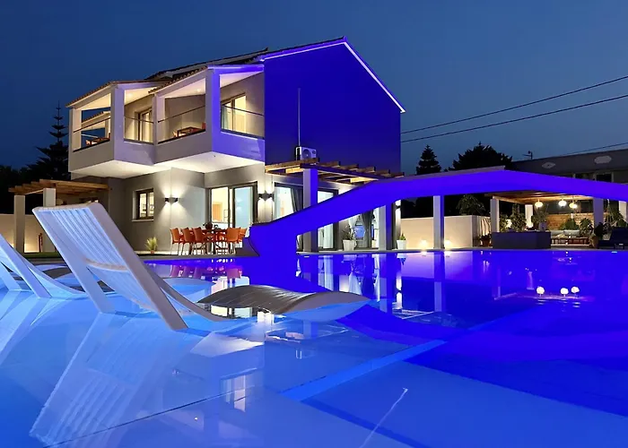 Villa Cielo With Private Pool In Canal D'Amour By Dadovillas