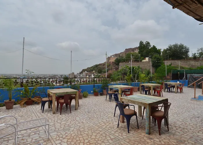 Hotel Bawarri Haveli