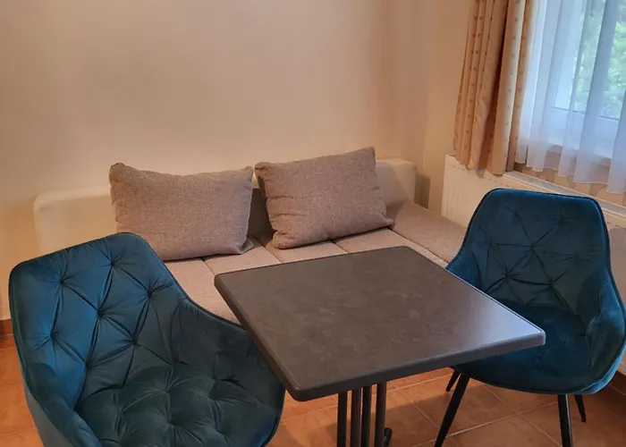 Tip-Top Apartmenthouse