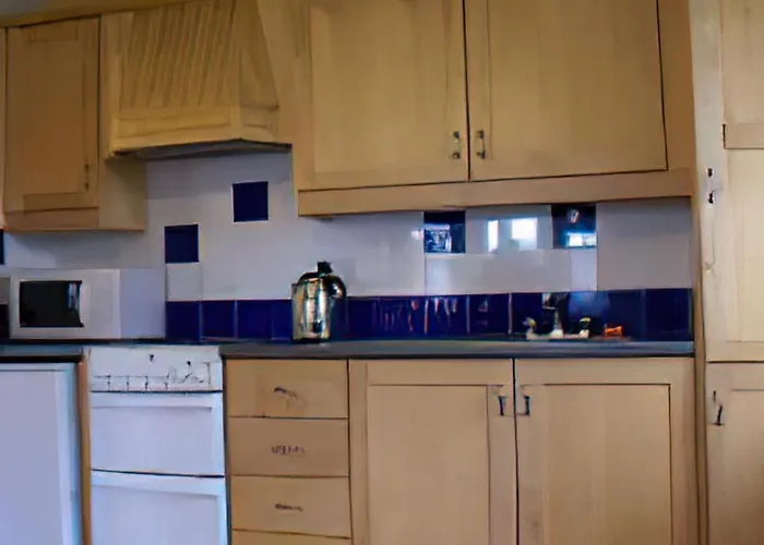 Sheraton Lodge Apartments T12E309