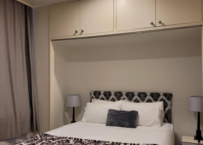 Wellington Central, 2Bedroom Suite