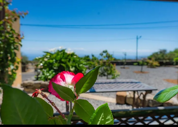 Casa Esteban Y Facunda