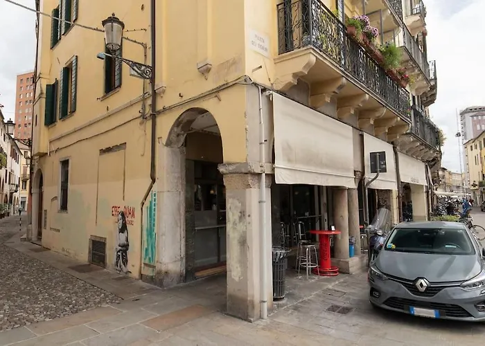 Enjoy Home - Appartamento Orologio, Piazza Dei Signori