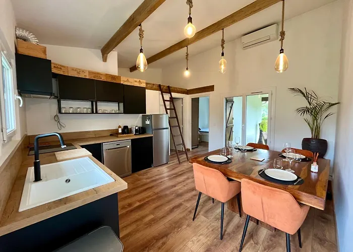 Coup De Coeur Charmante Maison Aux Bois Mures