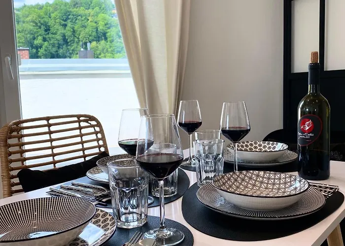 Penthouse - Zentral Und Genial