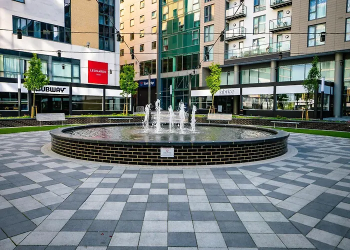 The Safari Suite Luxury Apartment Milton Keynes