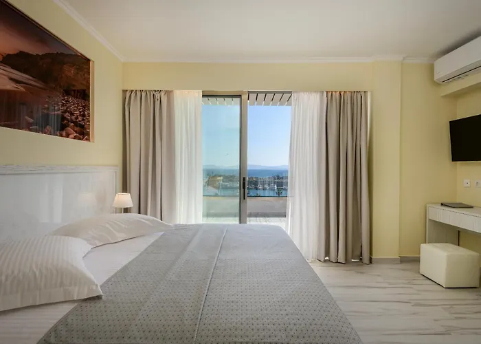 Alexandra Hotel&Apartments