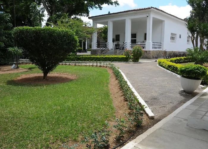Hotel Tavares Correia