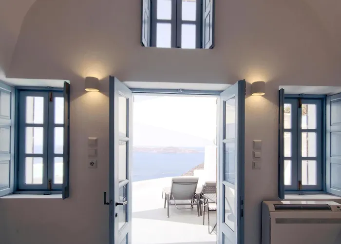 Karpimo Scenery - Caldera Sunset View - Private Hot Tub - Firostefani