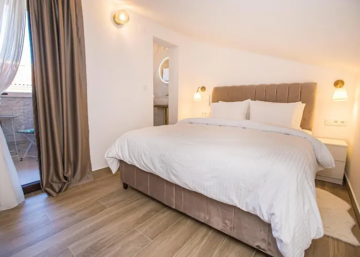 Mind Apartment And Rooms