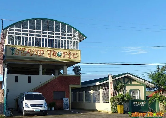 Island Tropic Hotel And Restaurant