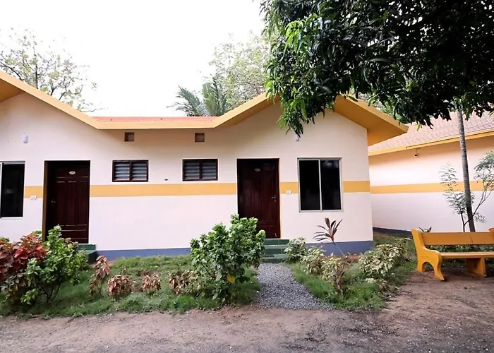 Kuttralam Resorts