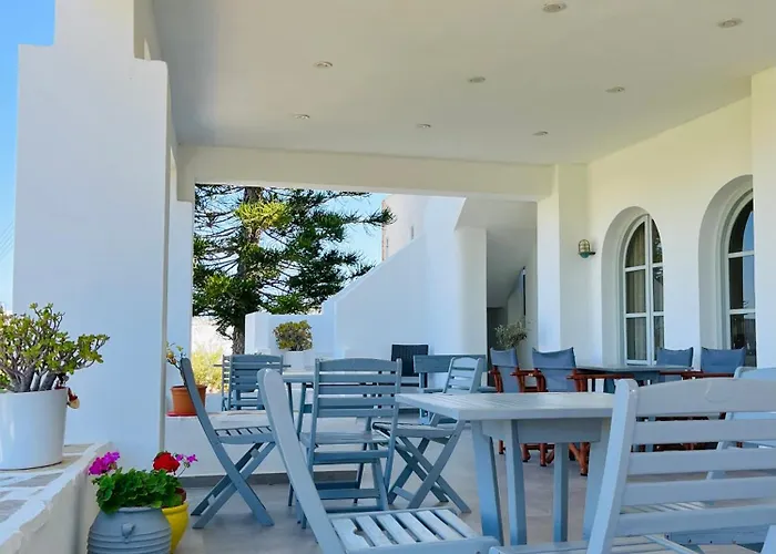 Fikas Hotel