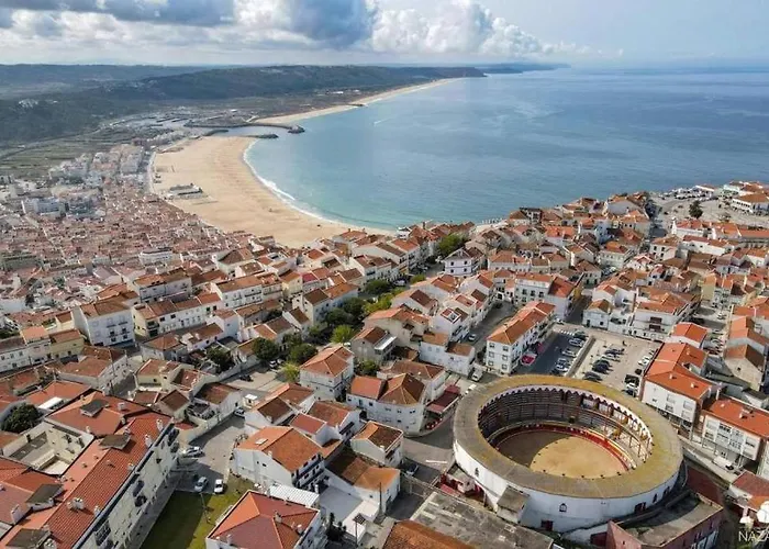 Julia House Holidays Nazare