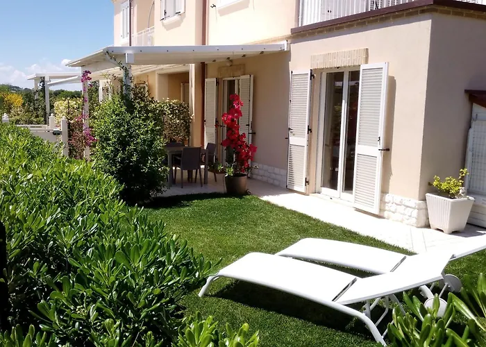La Maisonette