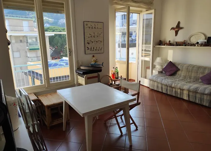 Tender To Riviera, Bilocale Vista Mare