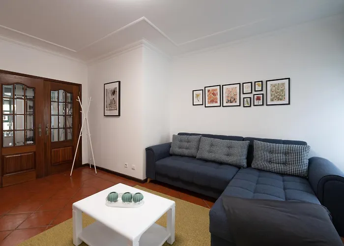 Lovely House, Paredes Alenquer