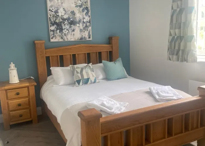 Town Center Beautiful 1 Bed Apartment