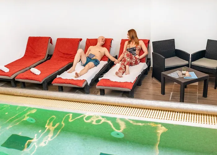 Royal Club Hotel