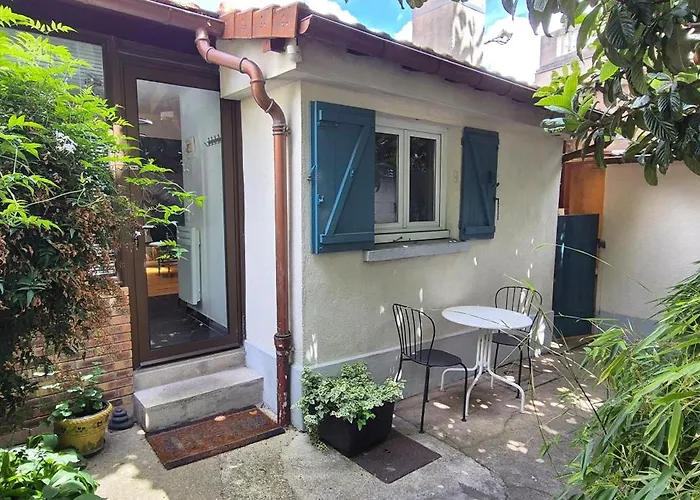 House - Sunlit Haven With Outdoor Terrace, Garage And Metro 14, Rer B
