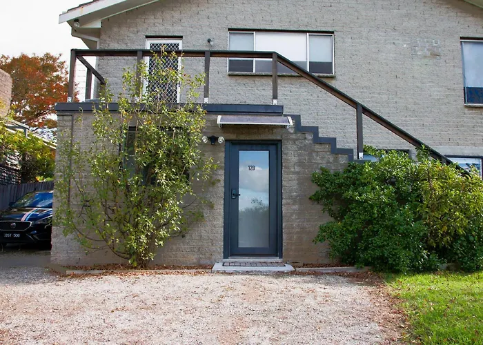 Bee At Scenic I 2 Bedroom Apartment Near Geelong Cbd