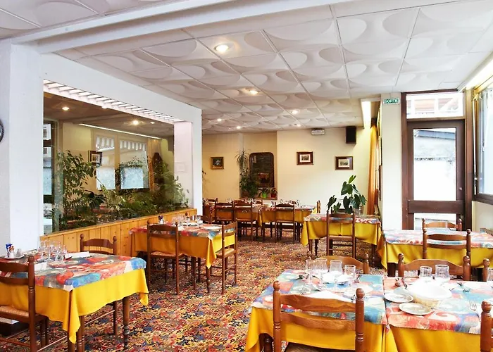 Hotel De Paris