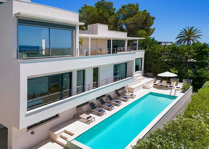 Ibiza Town Modern Villa Sleeps 10