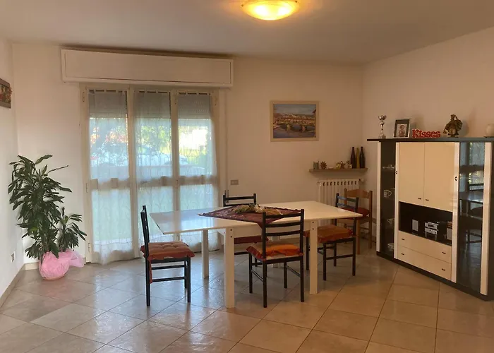 Casa Spaziosa E Comoda Vicino Al Centro
