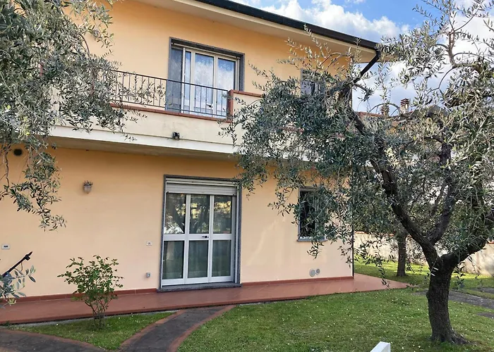 Casa Spaziosa E Comoda Vicino Al Centro
