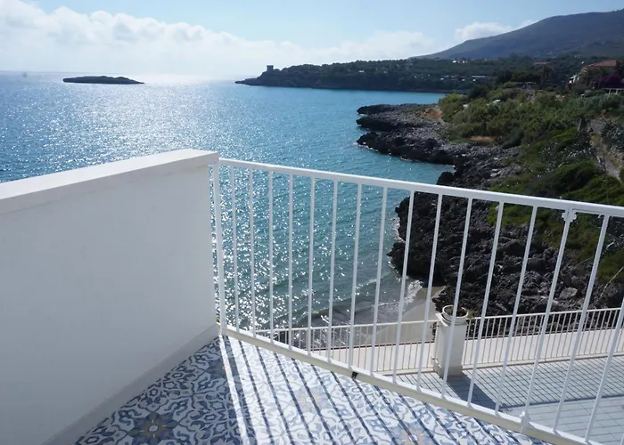 Casa Del Mare Rooms & Apartments
